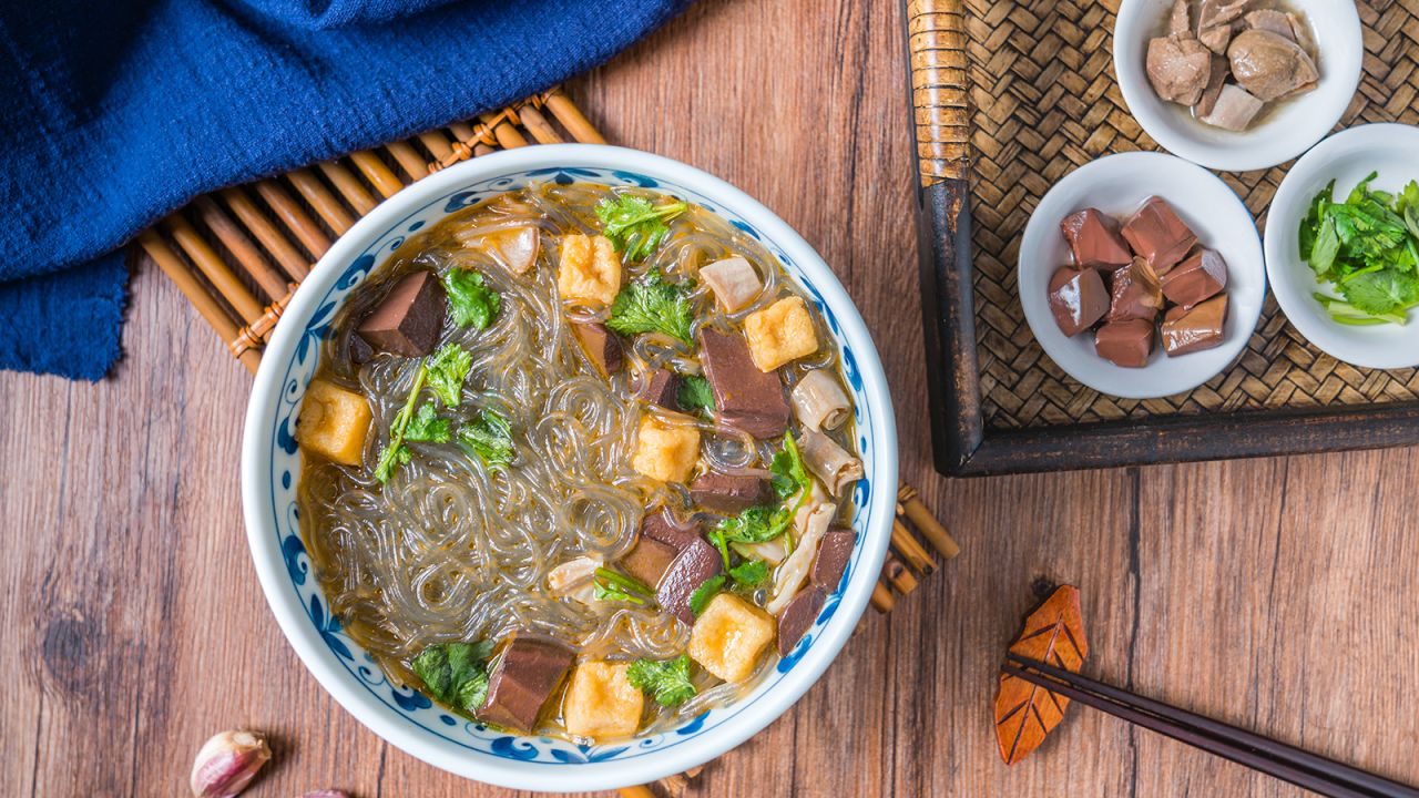Serious duck fans won't want to miss this vermicelli soup dish. 