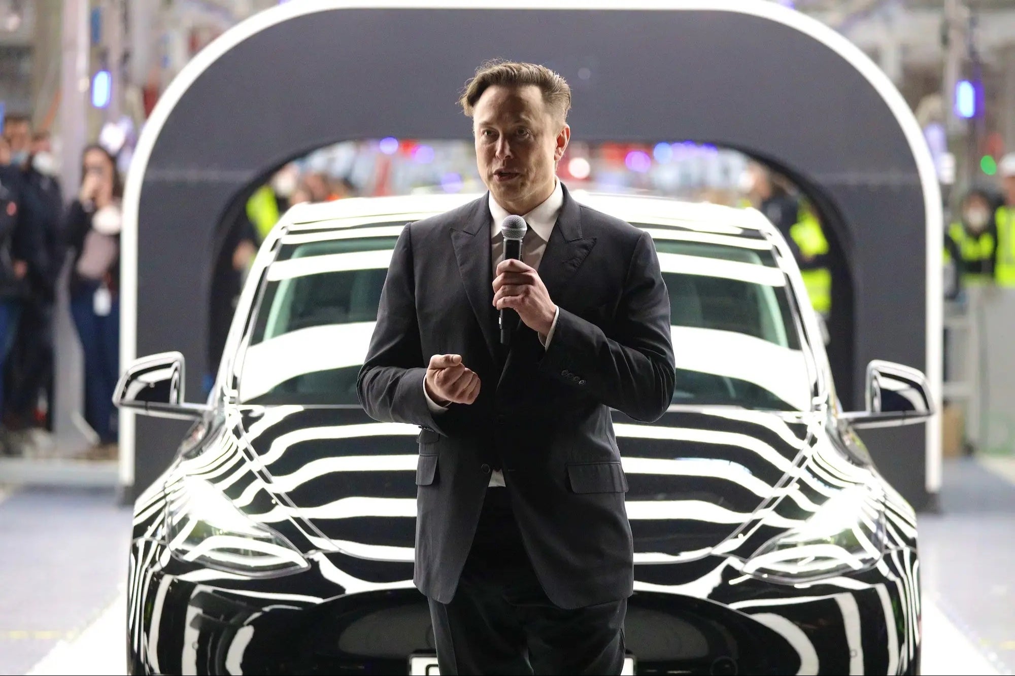 Elon Musk Says Tesla Staff to Sleep, Dwell in Texas Manufacturing unit