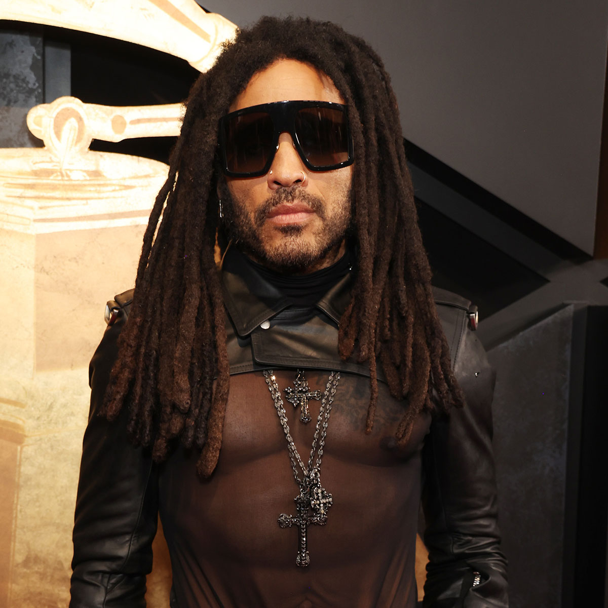 You Will not Be Capable of Get These Photographs of Lenny Kravitz Off Your Thoughts