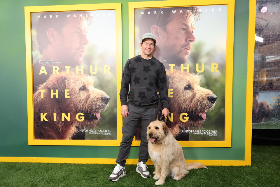Mark Wahlberg and Ukai the dog 