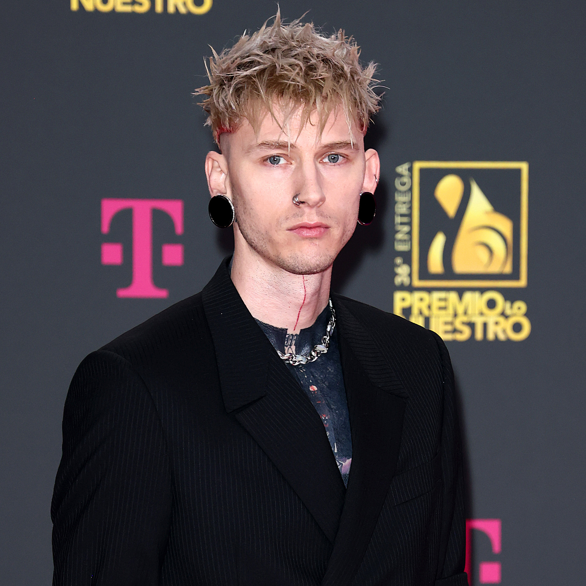 Proof Machine Gun Kelly Is Altering His Stage Identify