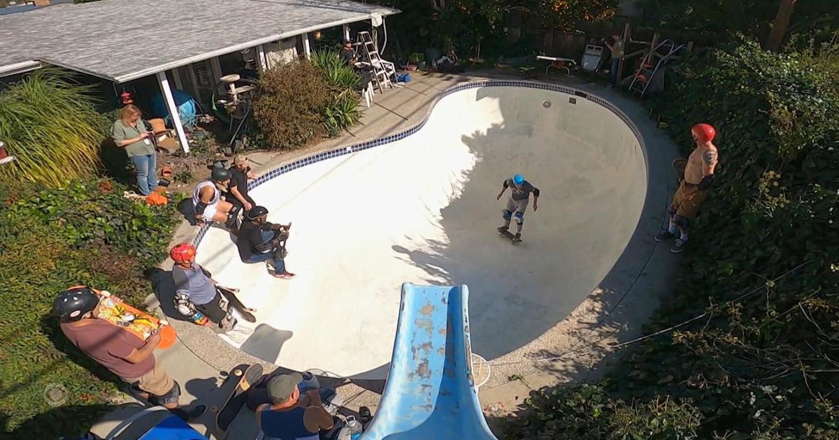Skaters clear swimming pools free of charge in California