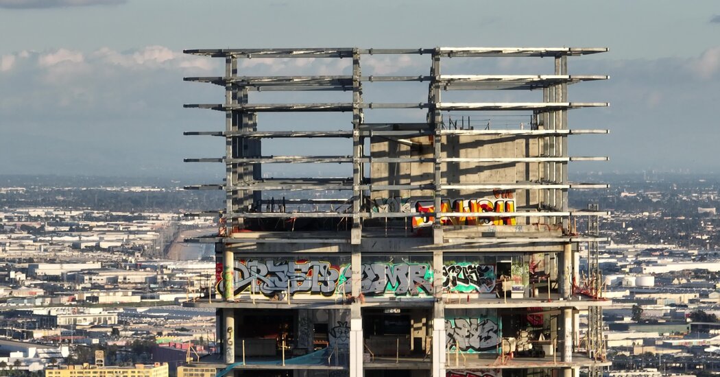 These Downtown Los Angeles Towers Grew to become a Graffiti Skyline